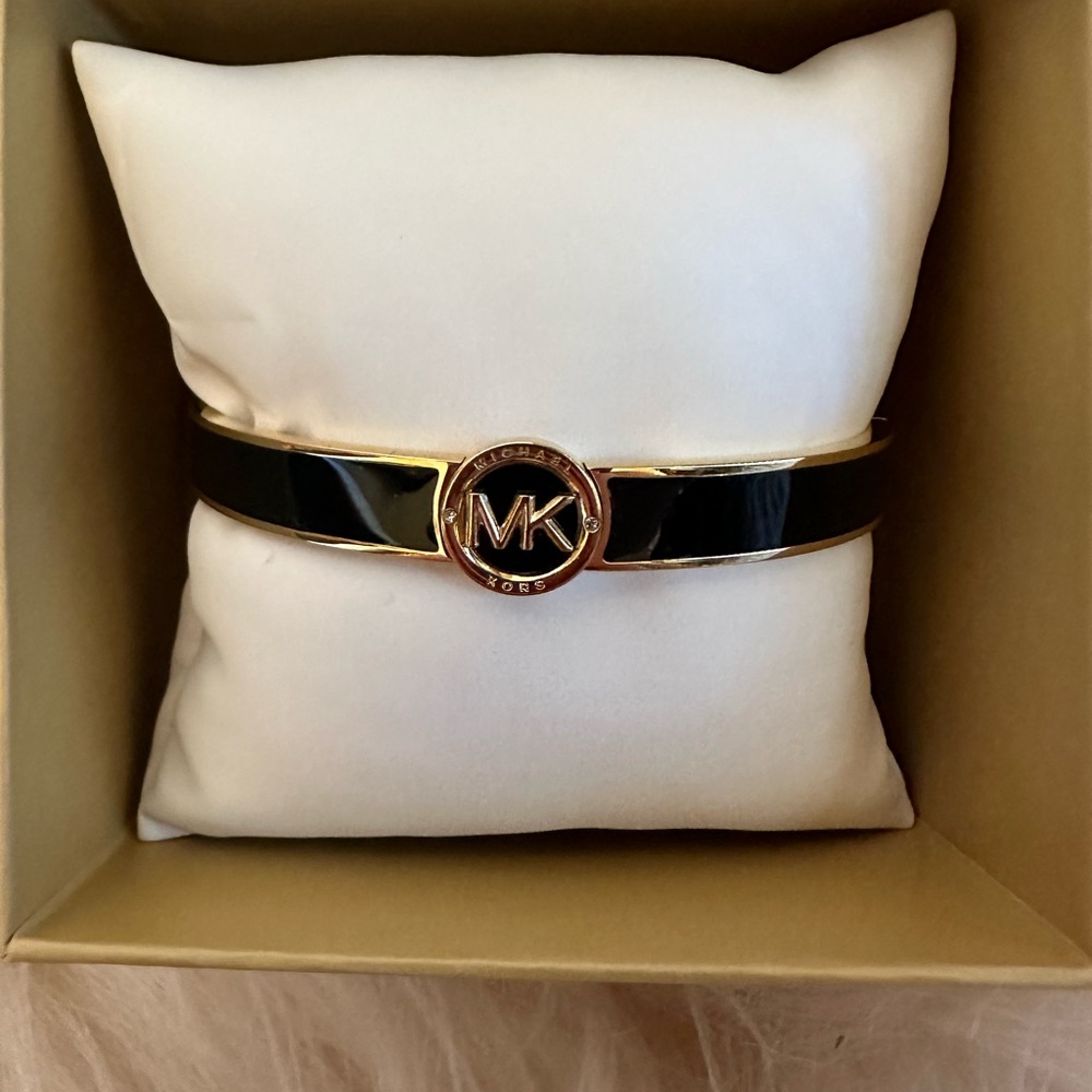 New Michael Kors bracelet